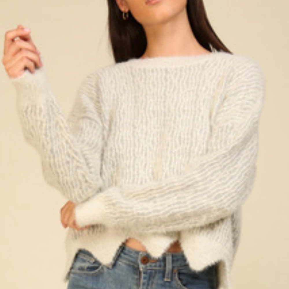Last 1! NWT Fuzzy Striped Sweater with Scalloped Hem